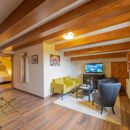 Boutique Vila Santa Lucia 3* Tavertet